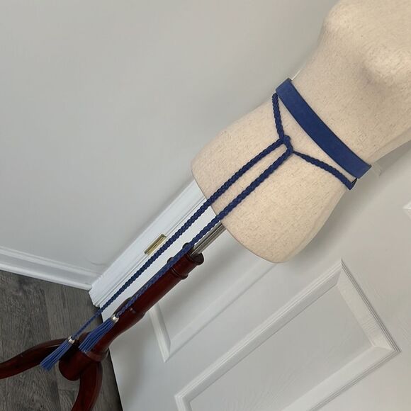 White House Black Market blue suede belt